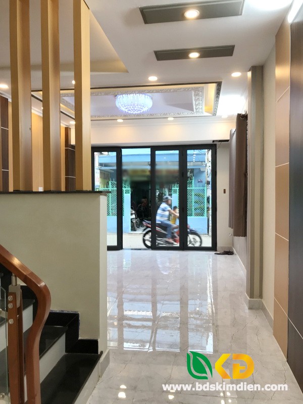 Bán nhà 1 lầu mới đẹp hẻm xe hơi 95 Lê Văn Lương quận 7.